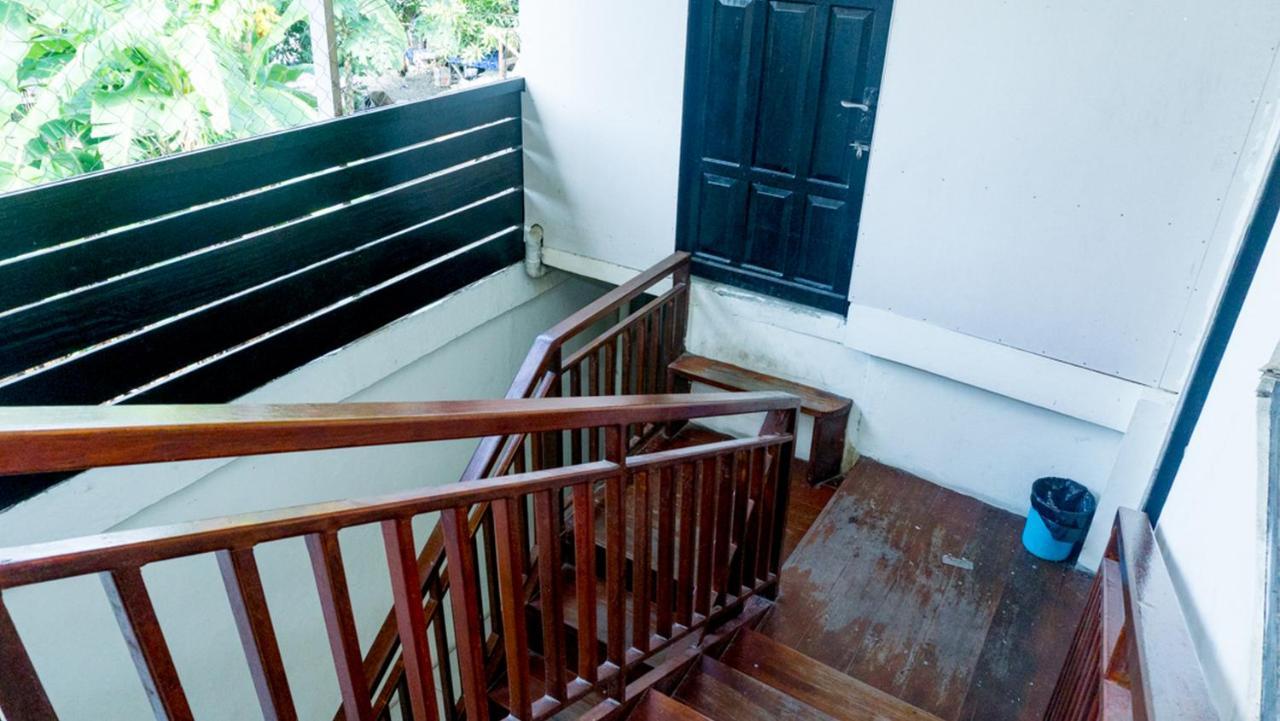 Reddoorz Near Sentani Airport Jayapura Otel Dış mekan fotoğraf