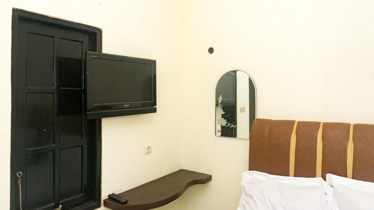 Reddoorz Near Sentani Airport Jayapura Otel Dış mekan fotoğraf
