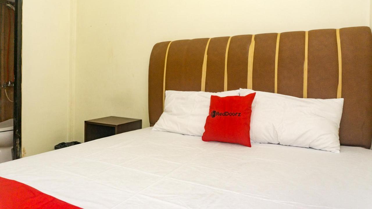 Reddoorz Near Sentani Airport Jayapura Otel Dış mekan fotoğraf